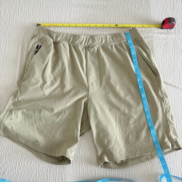 Fourlaps khaki performance stretch shorts mens M recycled nylon activewear - Picture 3 of 7